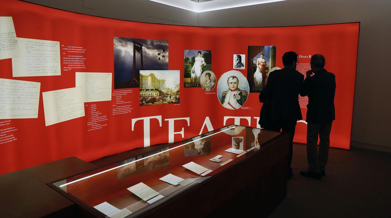 Una de las salas de la exposición dedicada a los Machado en Sevilla