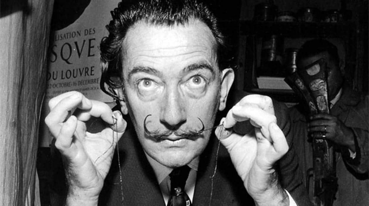 El excéntrico pintor Dalí
