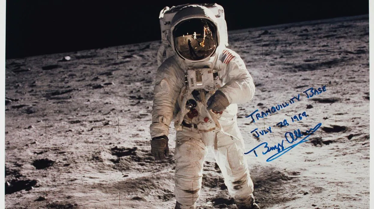 Fotografía de Buzz Aldrin tomada por Neil Armstrong