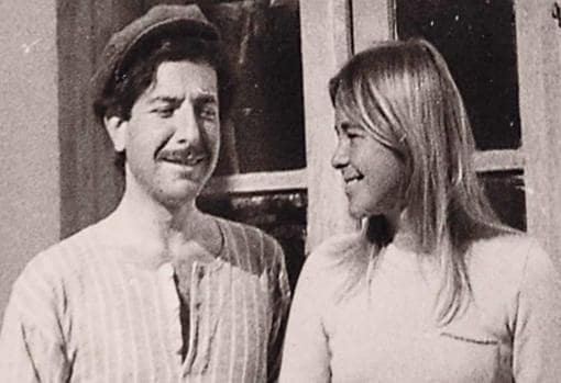 Leonard Cohen y Marianne Ihlen, en un fotograma del documental