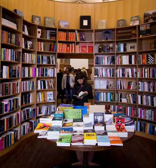 Librería de Santiago, en Óbidos (Portugal)