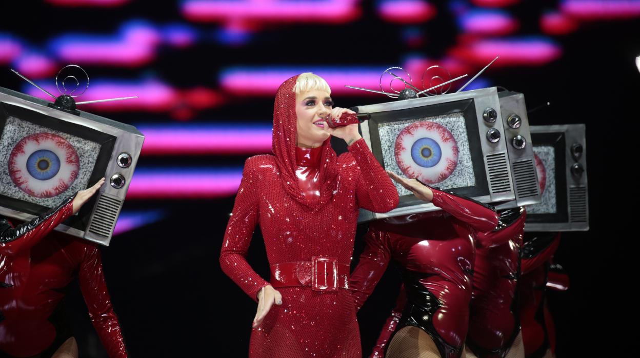 Katy Perry durante su actuación en el Palau Sant Jordi en 2018