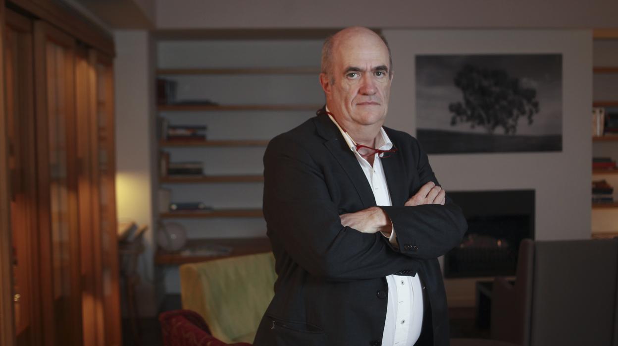 El escritor irlandés Colm Tóibín