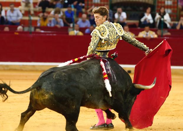 Escribano y «Aviador» nos despiertan de la siesta en Zaragoza