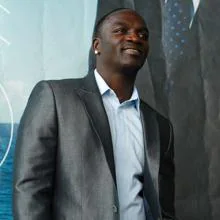 El cantante Akon