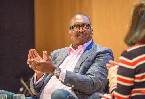 Mathew Knowles, durante su conferencia en el BIME