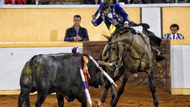 Arrollador estreno del sevillano Diego Ventura en la ciudad mexicana de Juriquilla al cortar tres orejas