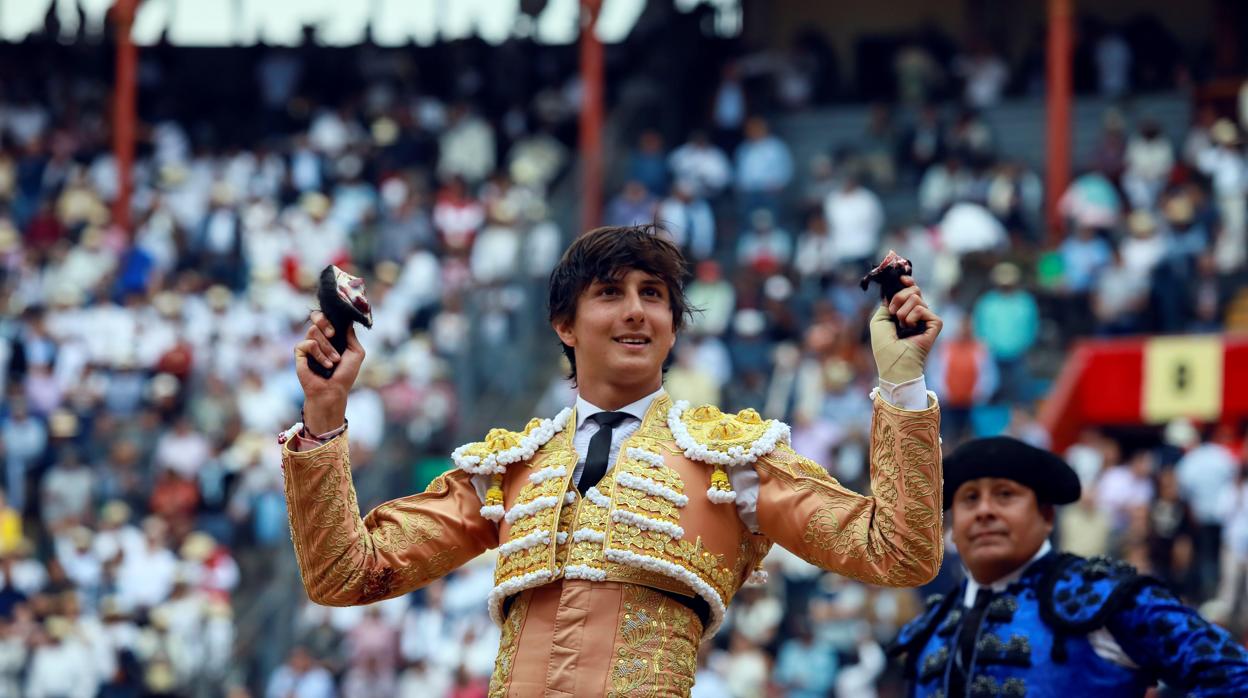 El diestro Peruano Andrés Roca Rey en la primera de abono de la temporada 2019