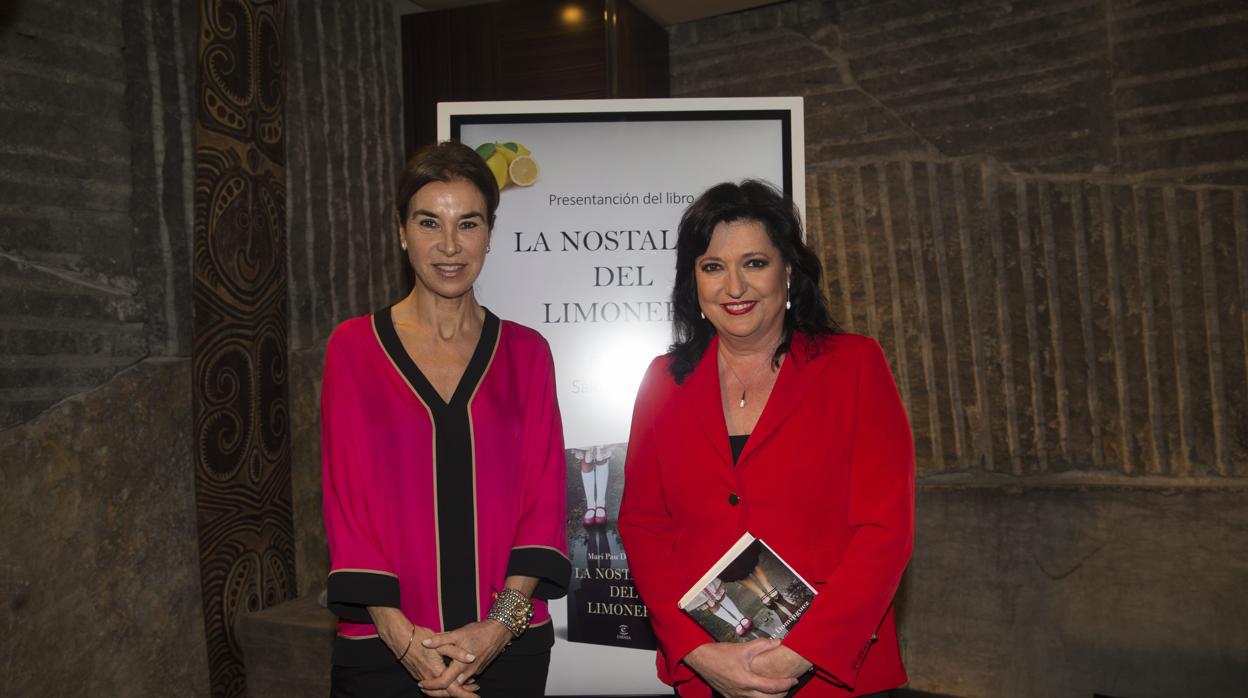 Carmen Posadas y Mari Pau Domínguez, en la presentación de la novela de esta última «La nostalgia del limonero»