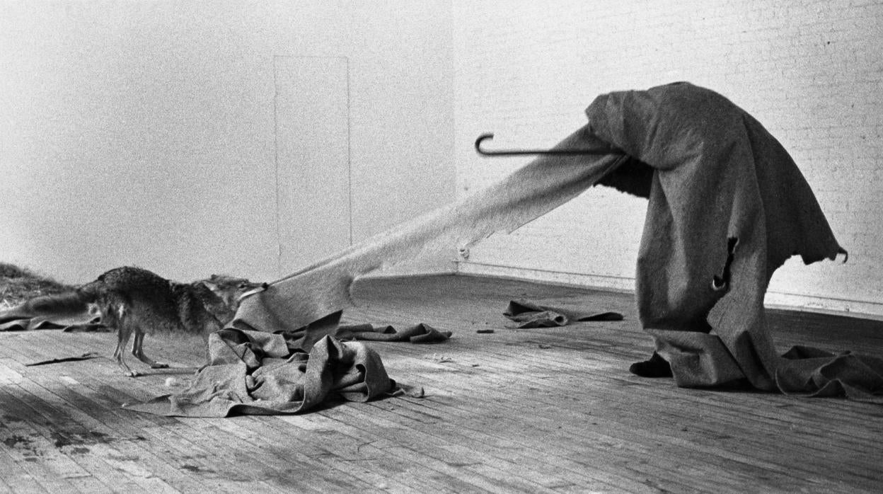 «I Like America and America Likes Me», épica «performance» de Joseph Beuys