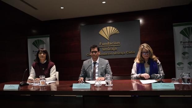 Una novela ambientada en Las tres mil viviendas gana el XXI Premio Unicaja Fernando Quiñones