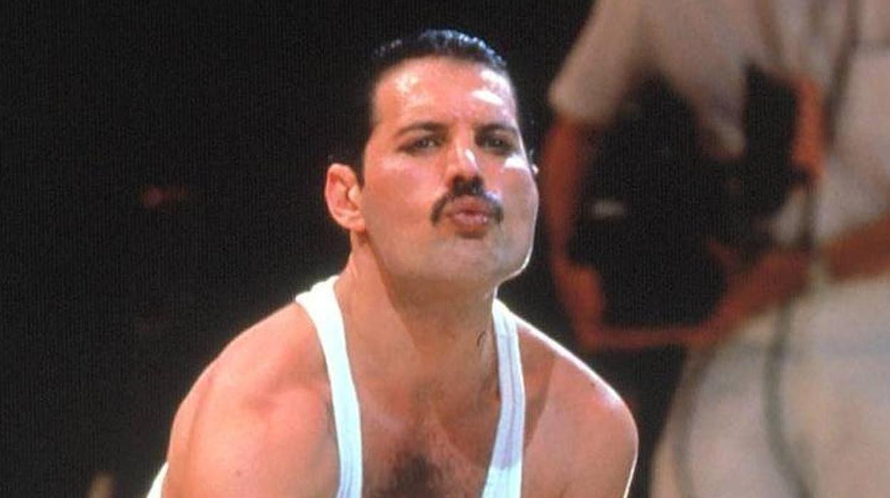 El cantante de Queen, Freddie Mercury