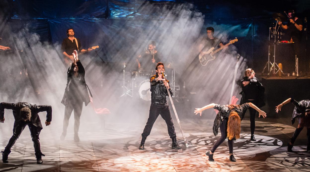 Una escena del musical «La fuerza del destino", basado en la música del grupo Mecano