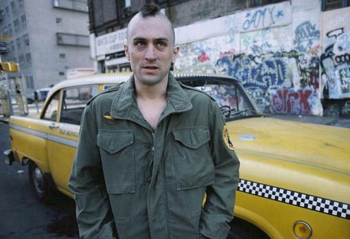 «TAXI DRIVER». Robert de Niro construye un personaje enfermo por sus demonios interiores que lo convierte en mítica pareja artística de Scorsese