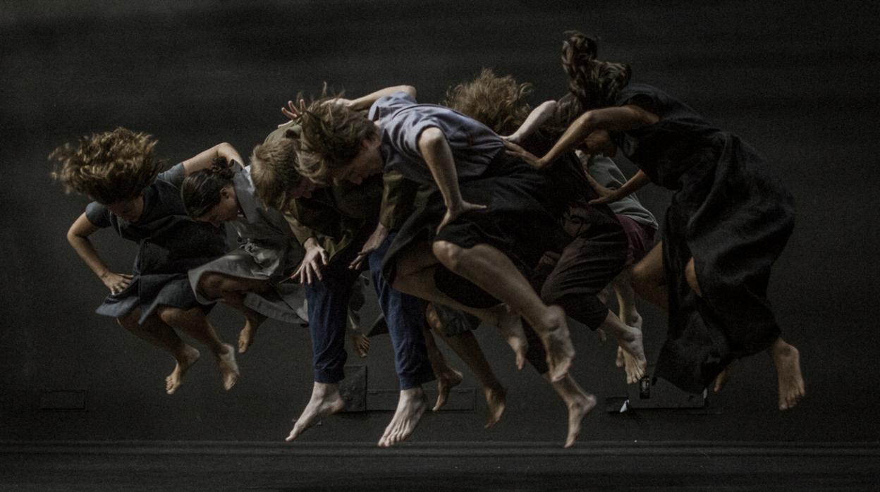 La Phármaco y Luz Arcas ponían en escena la obra «Una gran emoción política»