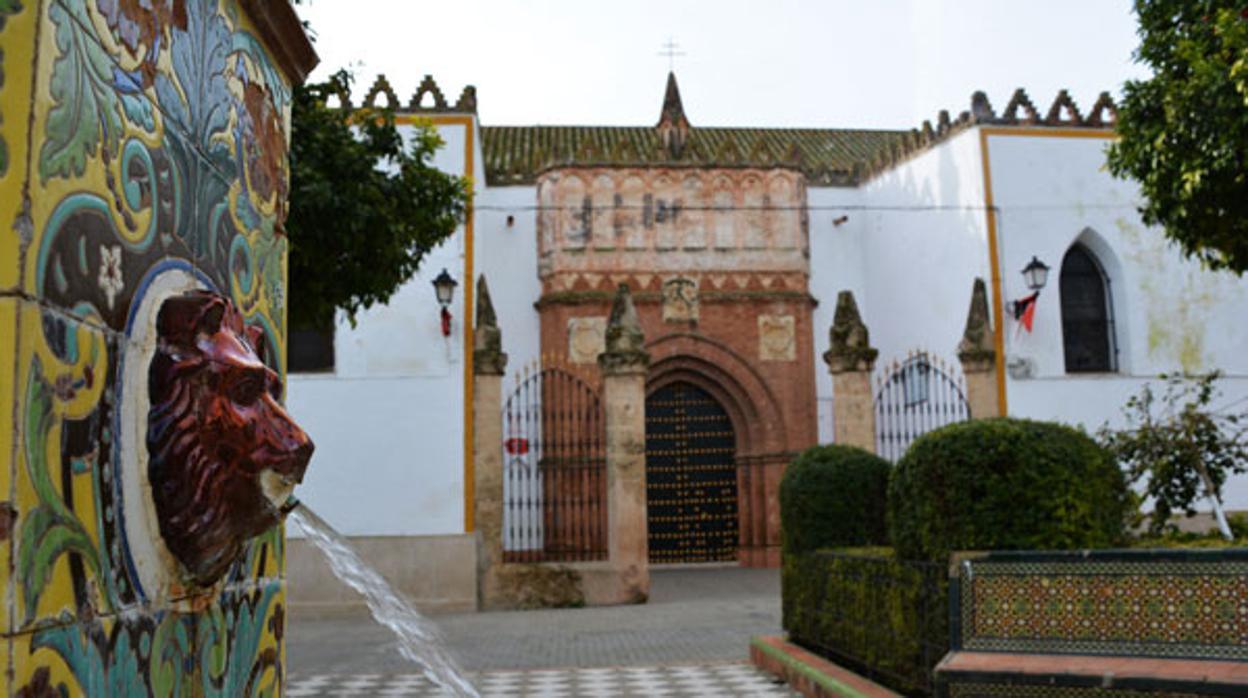 Puerta de la Asunción (Lora del Río)