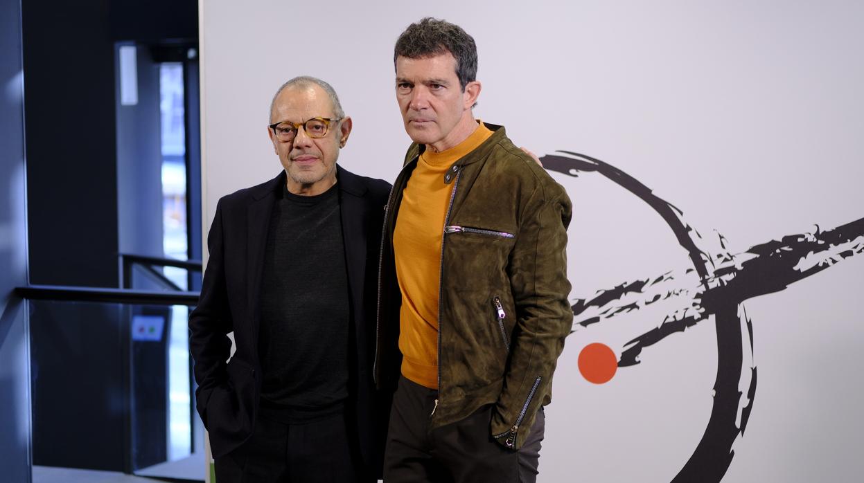 Lluís Pasqual y Antonio Banderas, en la presentación del Teatro del Soho Caixabank