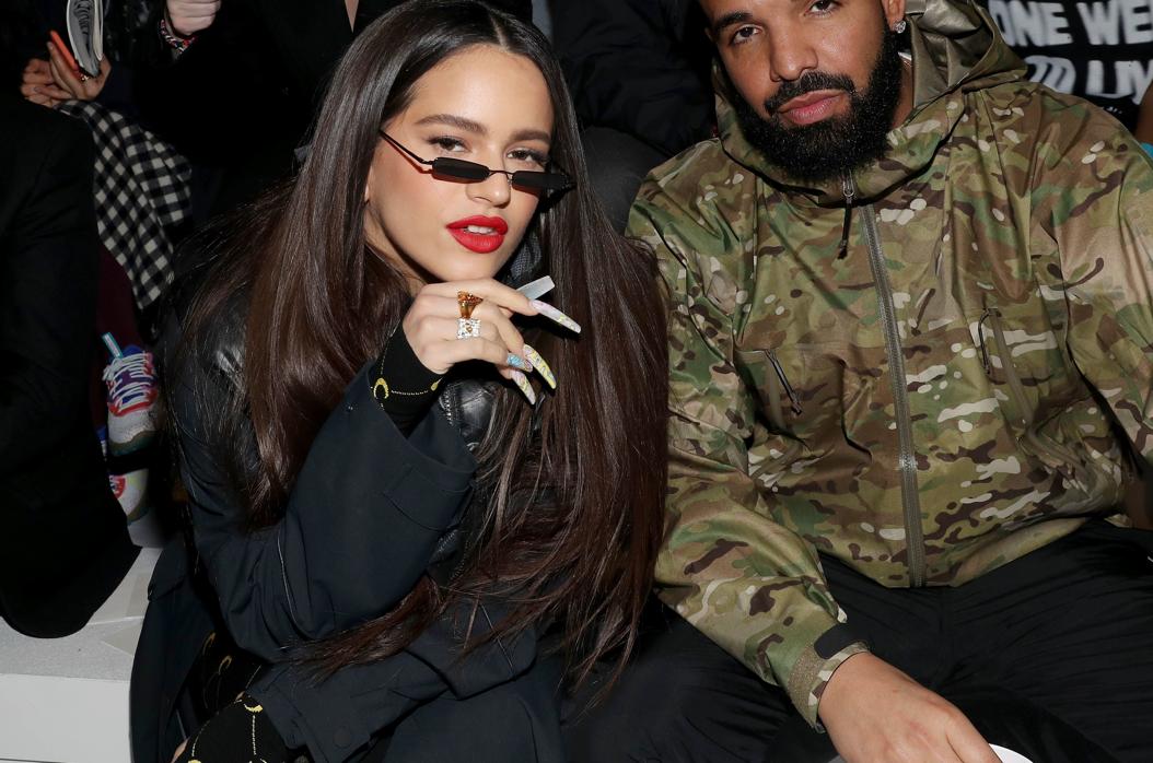 Rosalía, junto al cantante Drake en una exhibición de moda en Nueva York, el pasado miércoles