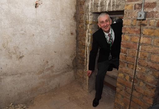 Hallan un antiguo pasadizo secreto en el palacio de Westminster