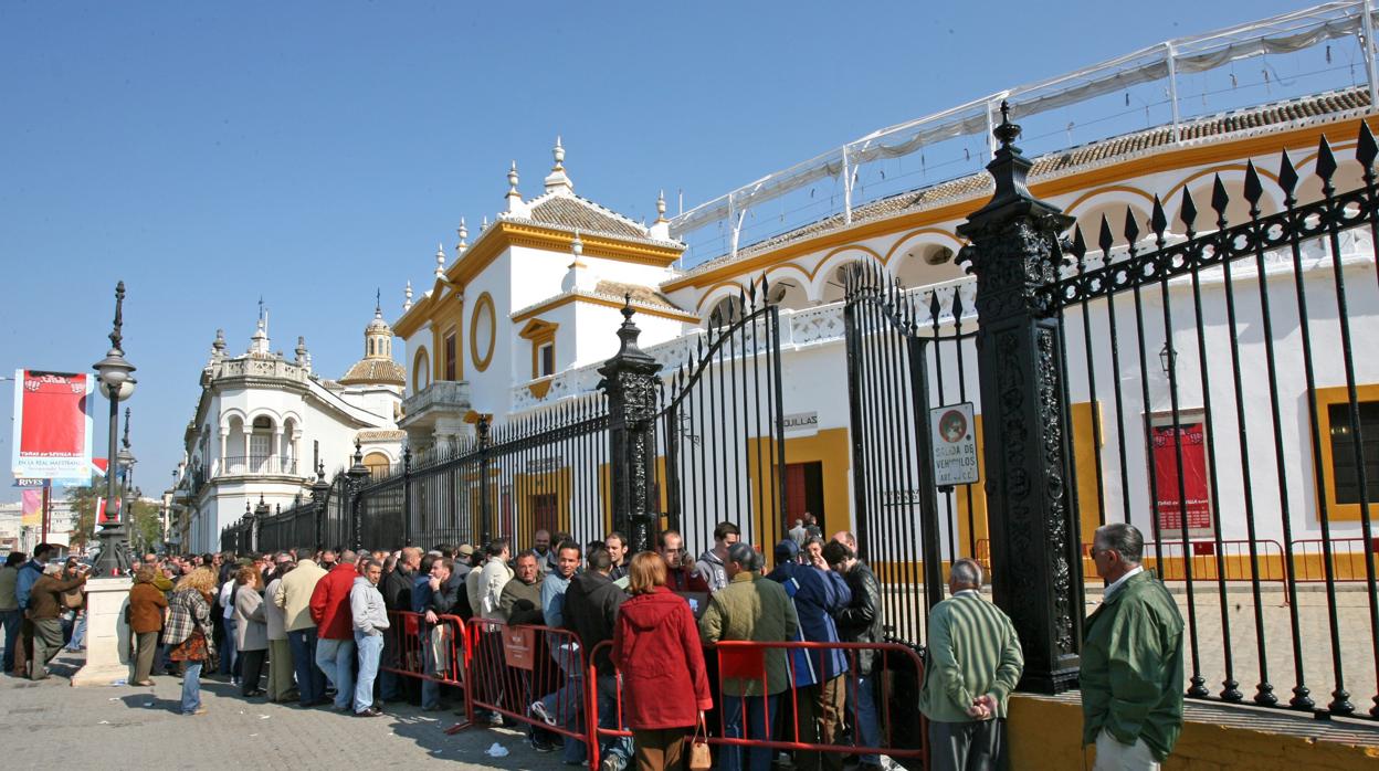 Colas en la Maestranza en otra edición