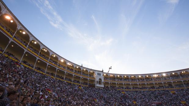 Nueve metros cuadrados de separación por persona en la celebración de corridas de toros