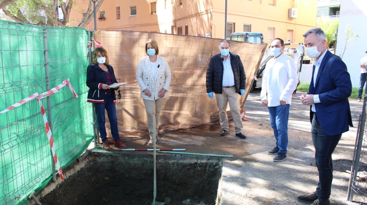 Excavación en la plaza de la Tenería de Motril