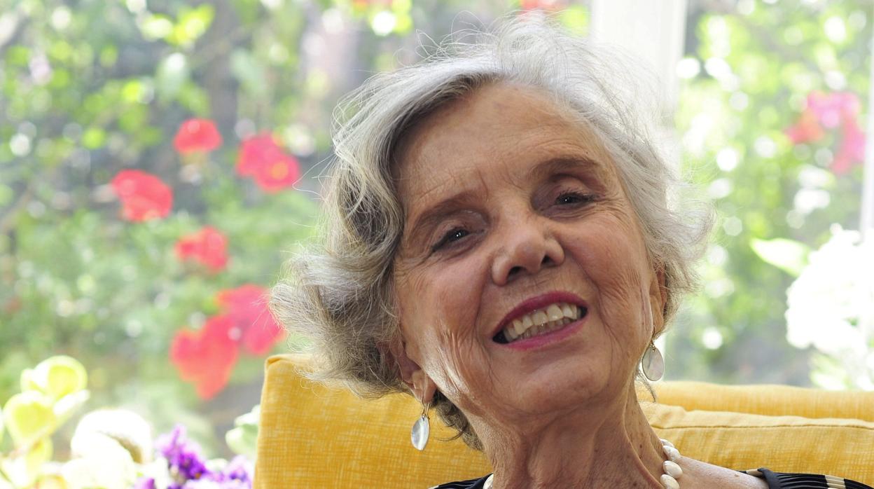 La escritora Elena Poniatowska, fotografiada en su casa de Ciudad de México