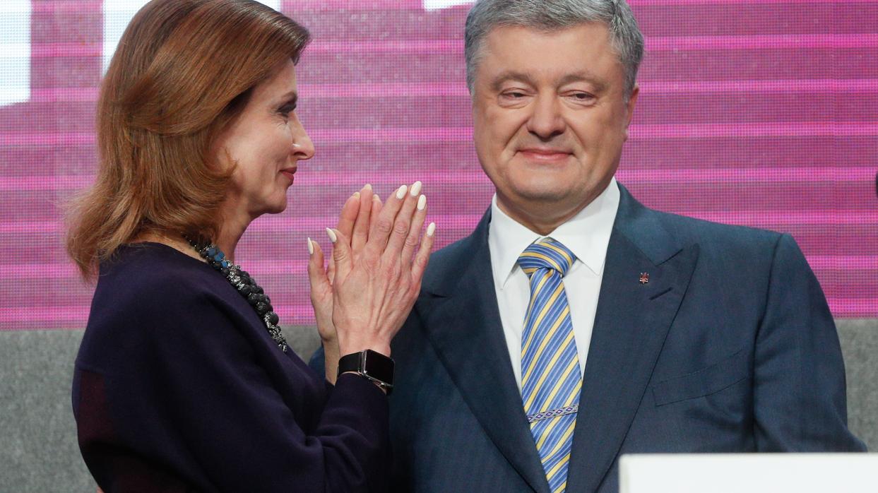 El expresidente ucraniano Petró Poroshenko junto a su mujer