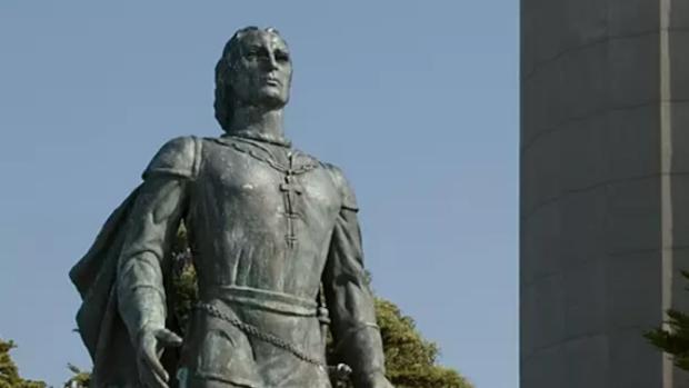 San Francisco retira su estatua de Colón tras la convocatoria de una protesta para tirarla al mar