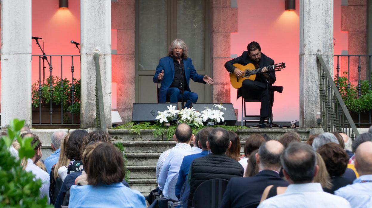 José Mercé, durante su concierto del año pasado en el Parador de Limpias de Cantabria