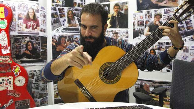 El Canijo de Jerez inaugura los conciertos del Ciclo Cultural La Milla en el sevillano Muelle de las Delicias