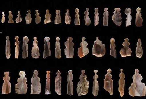 Arqueólogos españoles hallan figuras humanas nunca vistas hasta ahora dentro de tumbas prehistóricas