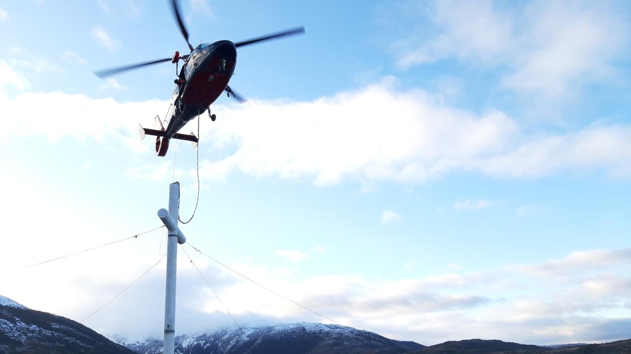 La cruz erigida para rememorar la primera eucaristía en el Estrecho de Magallanes