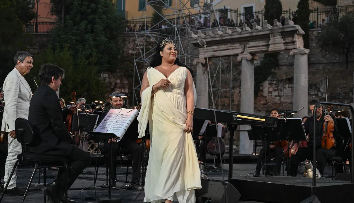 Anita Rachvelishvili, en el Ágora Romana de Atenas