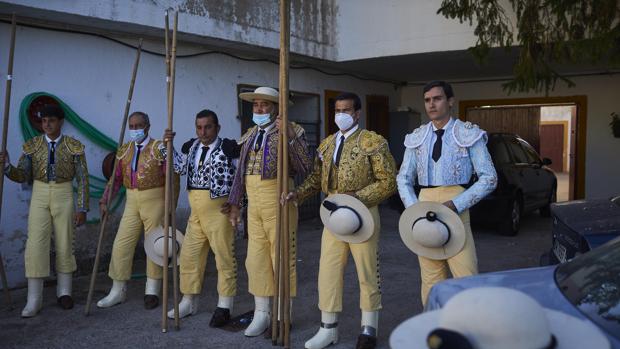 Picadores y banderilleros se manifiestan este martes frente al Ministerio de Trabajo