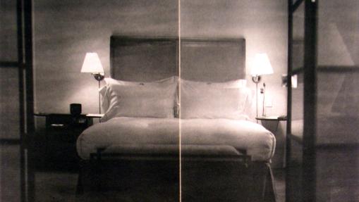 «The bed» (1995), de Lorna Simpson