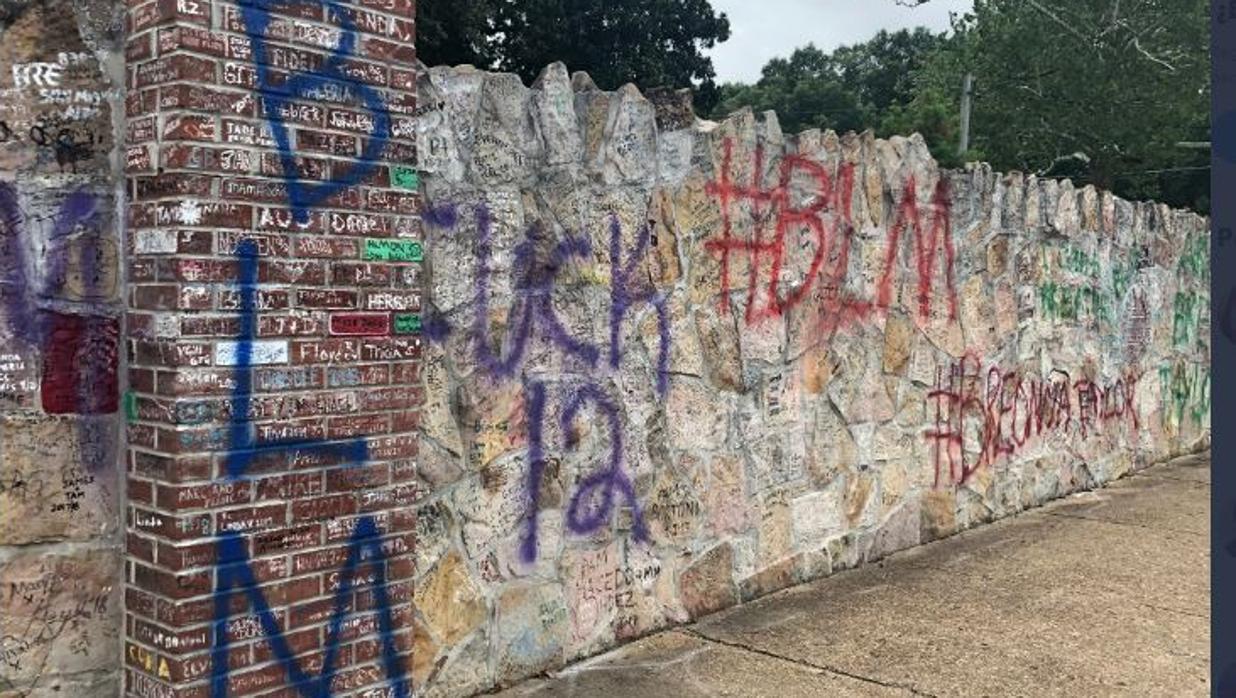 Así quedó la residencia vandalizada