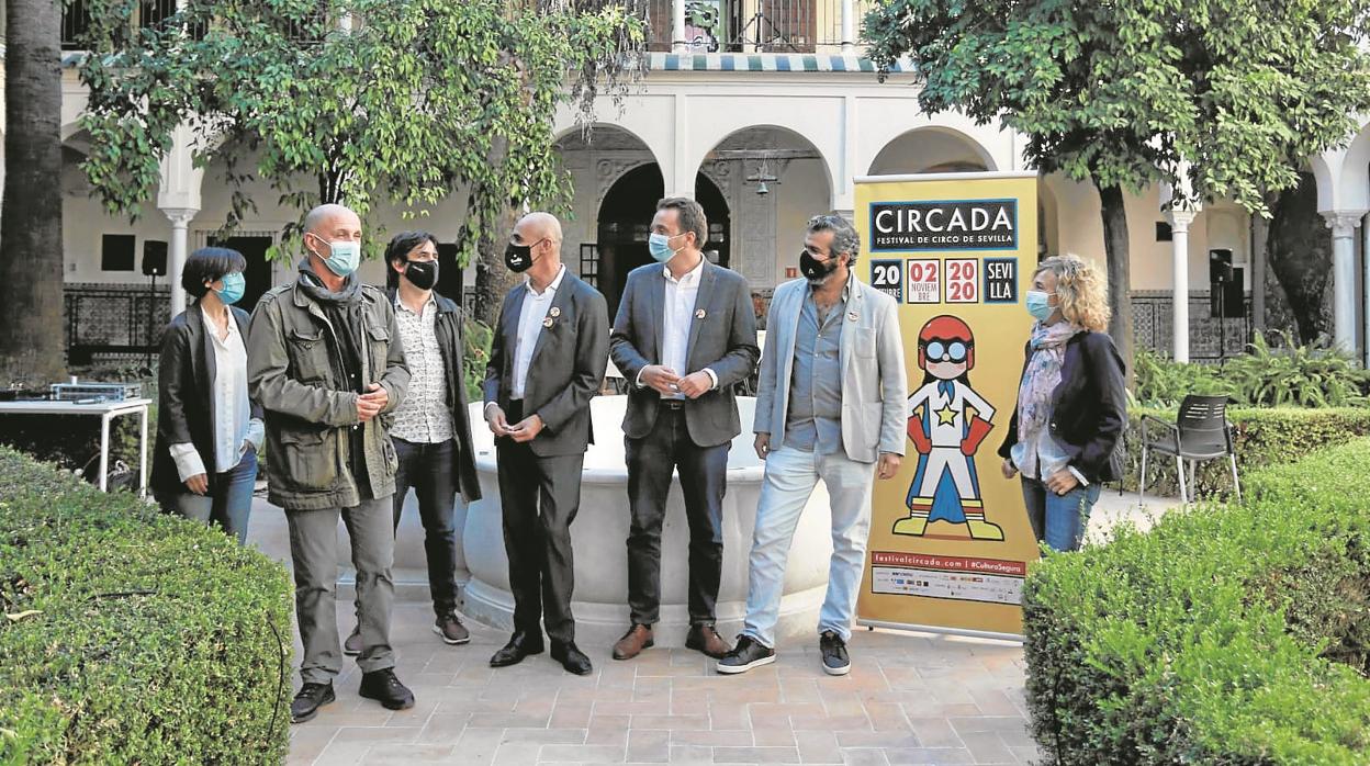 Los organizadores de Circada durante la presentación del festival en el Espacio Santa Clara