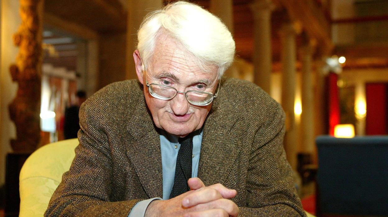 Habermas, cuando recibió en 2002 el Príncipe de Asturias de Ciencias Sociales