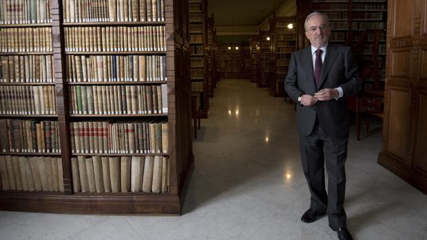 Así fue la tensa sesión de la RAE en la que se aprobó el texto crítico con el acoso al español en la «ley Celaá»