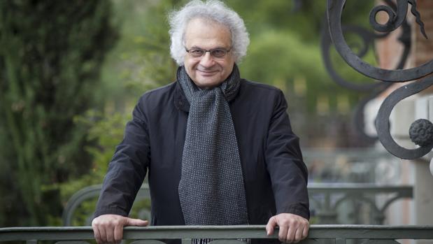 Amin Maalouf: «Estoy consternado viendo la evolución del mundo»