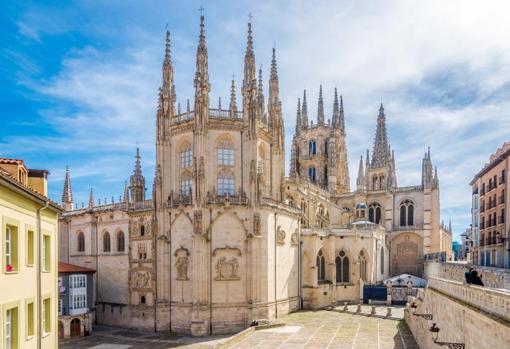 Una vista de la parte trasera de la catedral