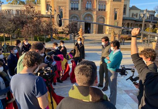 Curro Díaz sorprendió a los alumnos en el Parque de María Luisa