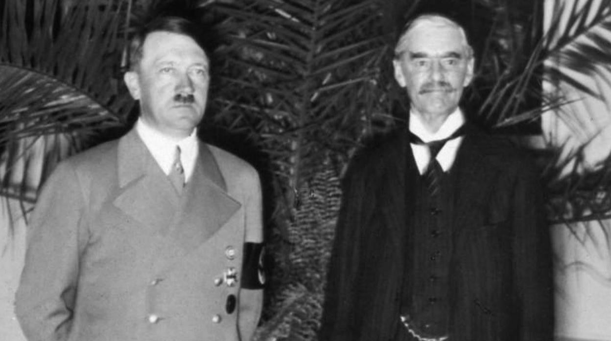 Hitler y Chamberlain en 1938, en Múnich