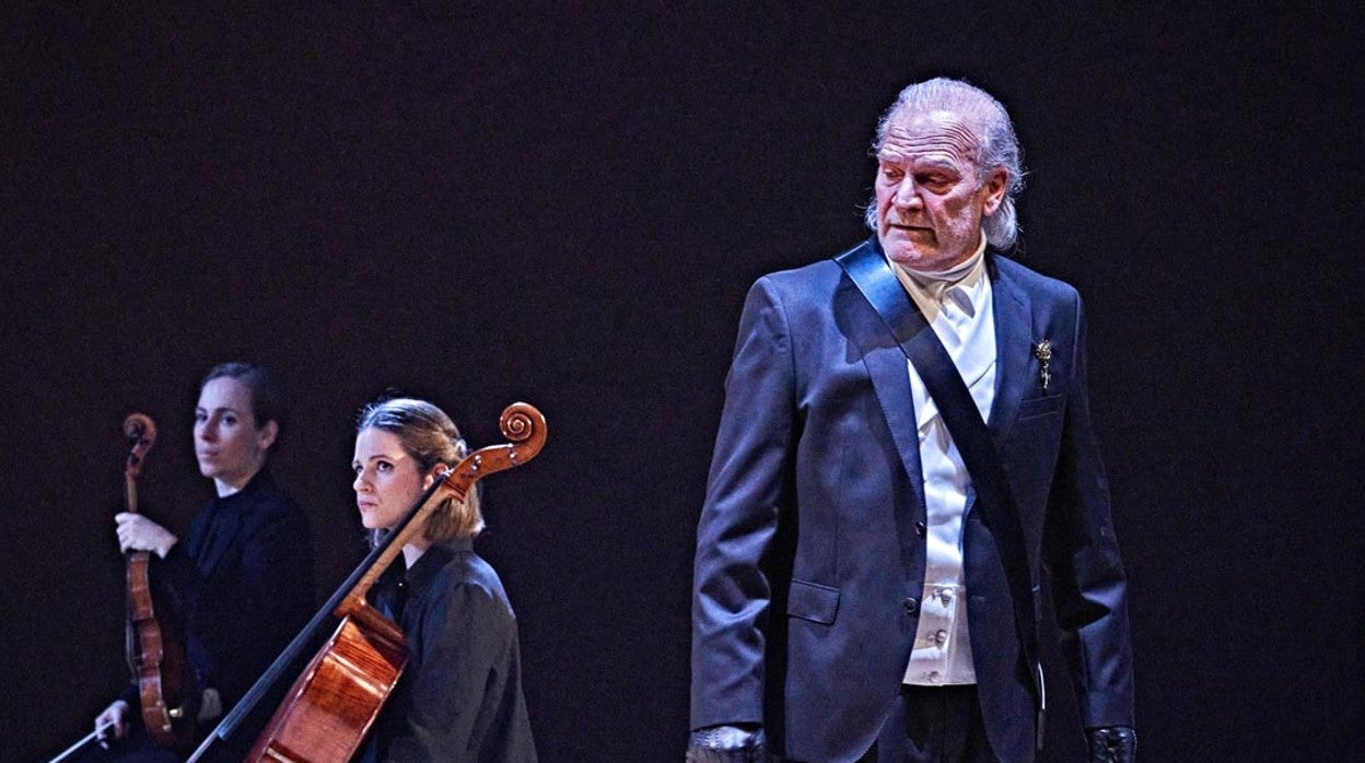 En primer lugar, y sobre todo, la palabra