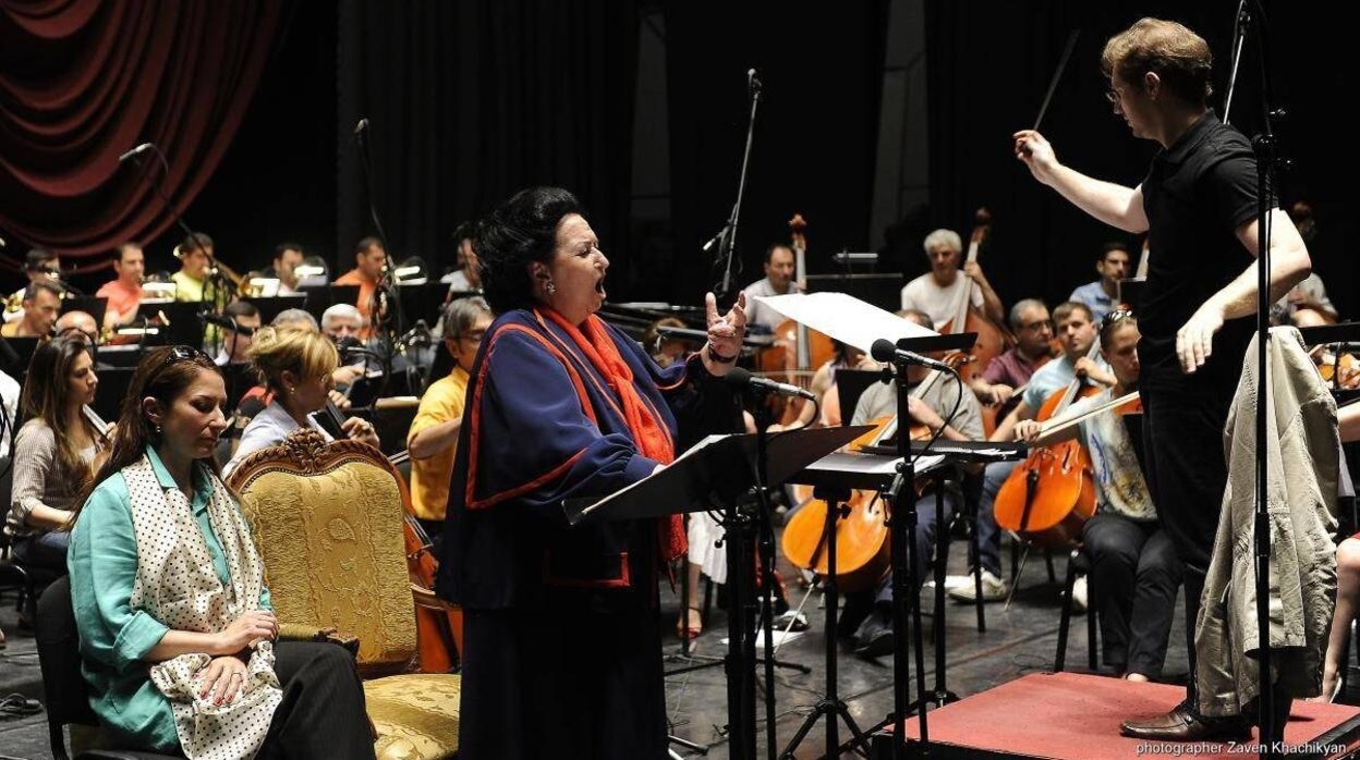 Montserrat Caballé, durante una actuación en Armenia
