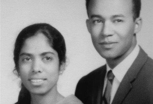 Los padres de Kamala Harris, Shyamala Gopalan y Donald Harris