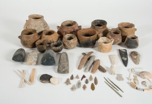 Ajuar funerario de la sepultura 5b de El Jautón