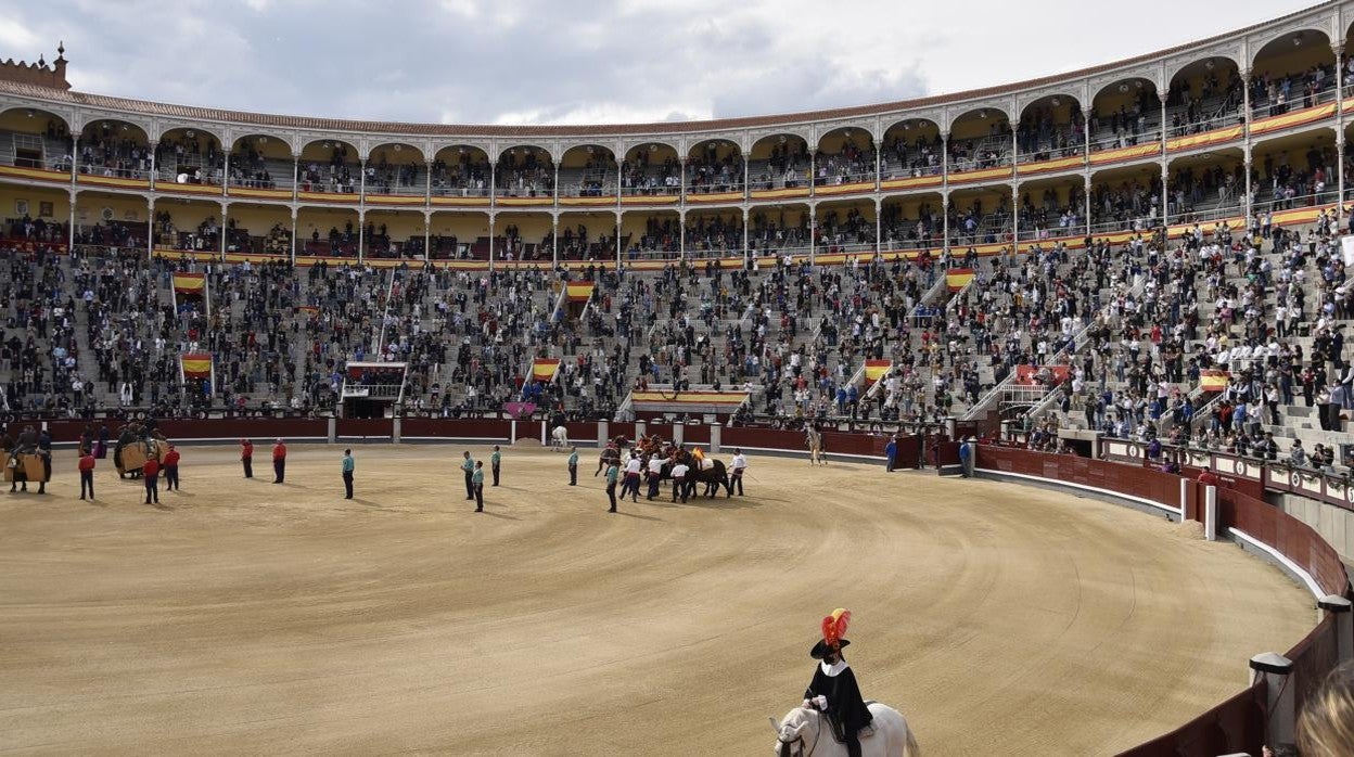 El pasado domingo volvieron los toros a la plaza de toros de Las Ventas de Madrid con un aforo de 6.000 espectadores