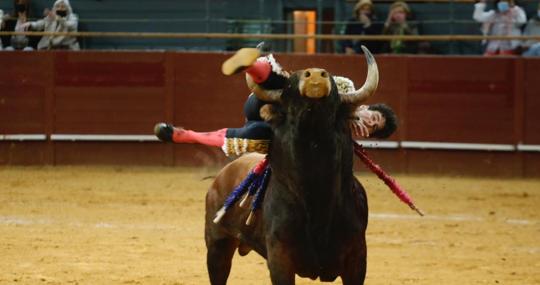 López Simón sufrió una fea voltereta